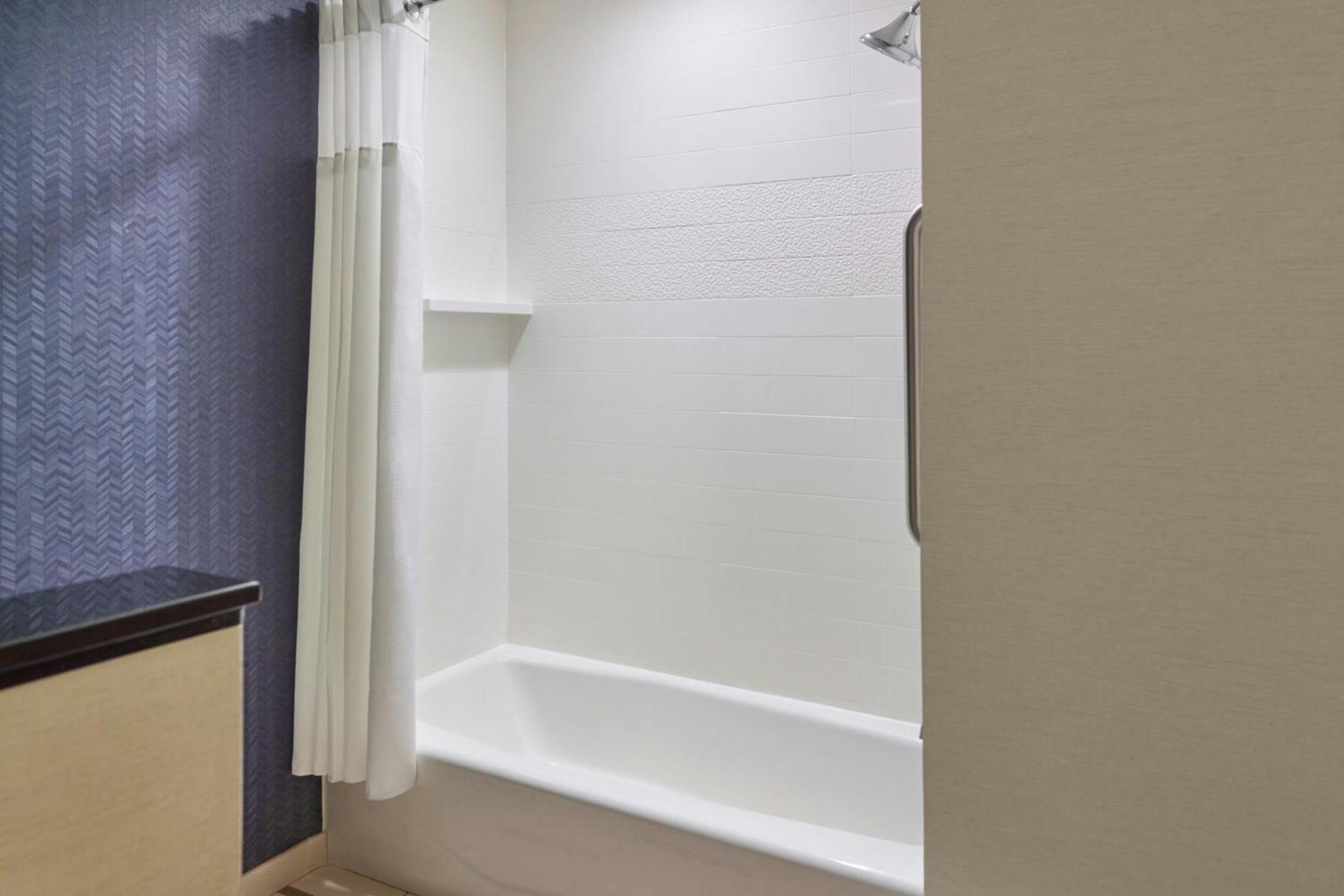 Fairfield Inn & Suites By Marriott Джаксън Екстериор снимка